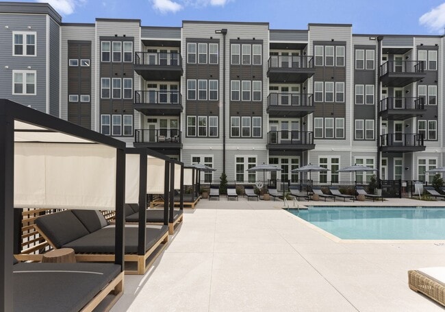 VALE Lake Wylie in Clover, SC - Building Photo - Building Photo