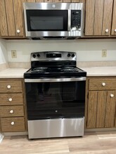3300 Kristin Ct in Columbus, OH - Building Photo - Building Photo