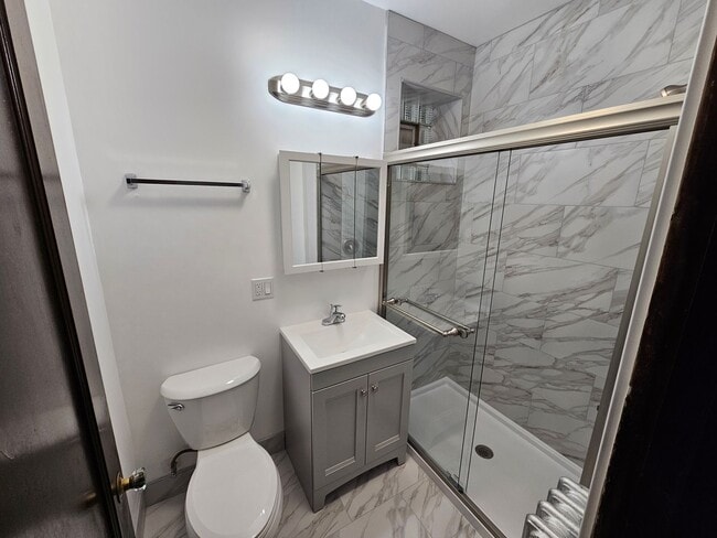 4537 N Hamilton Ave, Unit 1w in Chicago, IL - Building Photo - Building Photo