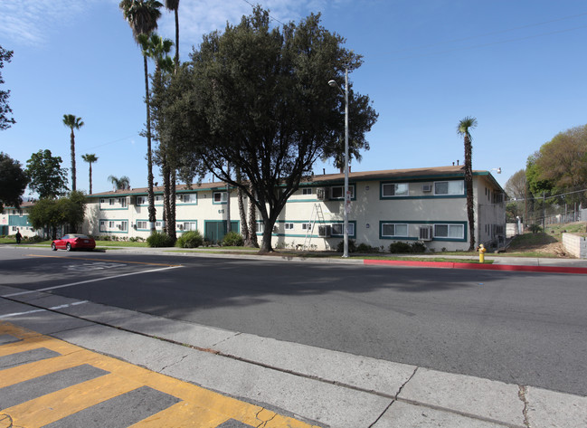 Driftwood Apartments in La Puente, CA - Building Photo - Building Photo