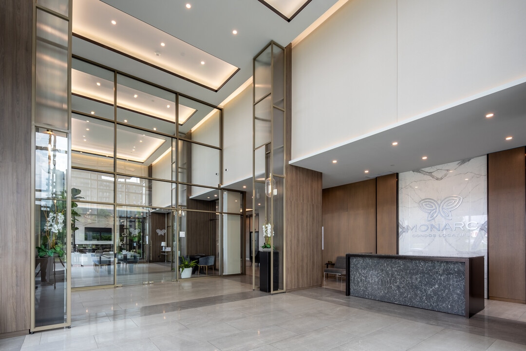 Monarc Collection in Montréal, QC - Building Photo