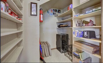 6175 View Ridge Dr in Auburn, CA - Building Photo - Building Photo