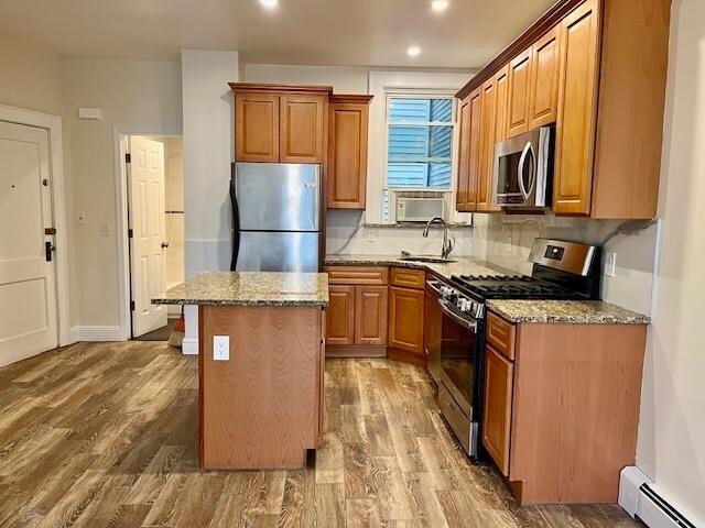 19 E 28th St in Bayonne, NJ - Building Photo - Building Photo