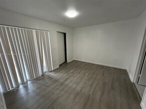 4815 Via Palm Lks, Unit 1411 in West Palm Beach, FL - Building Photo - Building Photo