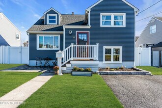 88 Ridge Terrace in Neptune City, NJ - Building Photo - Building Photo