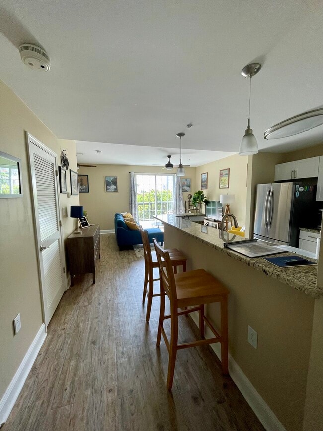10 E Washington St, Unit #3C in Greenville, SC - Building Photo - Building Photo