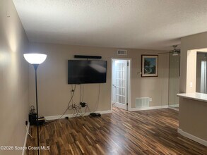 1273-1A1a Jimmy Buffett Mem Hwy in Satellite Beach, FL - Building Photo - Building Photo