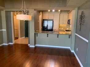 8355 Station Village Ln, Unit 4414 in San Diego, CA - Building Photo - Building Photo
