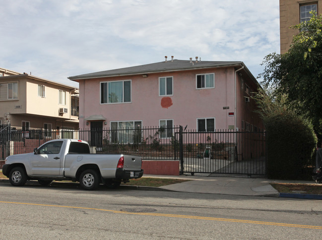 1524 N Hobart Blvd in Los Angeles, CA - Building Photo - Building Photo