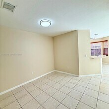 16660 SW 83rd Ln in Miami, FL - Building Photo - Building Photo