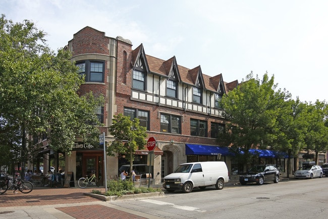 545 Chestnut St in Winnetka, IL - Building Photo - Building Photo