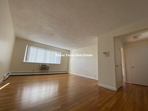 82 Gardner St, Unit 30 in Boston, MA - Foto de edificio - Building Photo