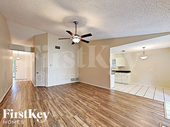 6222 Arrowwood Dr in Arlington, TX - Building Photo - Building Photo