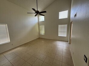 5118 W Mercury Way in Chandler, AZ - Foto de edificio - Building Photo