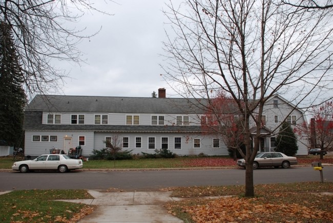 Washburn Apartments