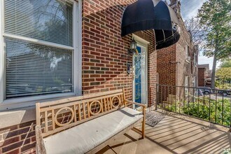 5007 Tholozan Ave, Unit 2F in St. Louis, MO - Building Photo - Building Photo