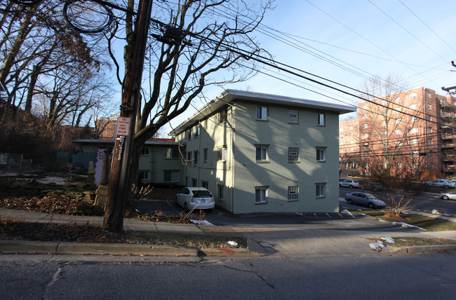 7525 Maple Ave in Takoma Park, MD - Building Photo - Building Photo