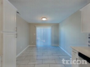 12298 Wolf Run Rd in Noblesville, IN - Building Photo - Building Photo