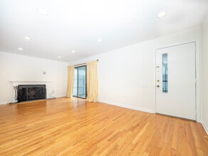 3 Forest Ln in Ridgefield, CT - Building Photo - Building Photo
