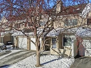 18071 Settlers Way in Eden Prairie, MN - Building Photo - Building Photo
