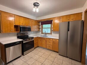 522 Skylark Dr in Rockford, IL - Building Photo - Building Photo