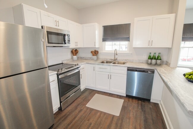 130 Briarwood Rd in Statesboro, GA - Building Photo - Building Photo