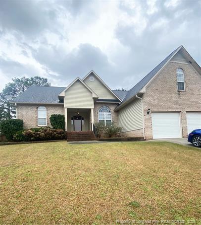 460 Bristlecone Dr in Fayetteville, NC - Building Photo