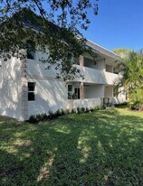 2244 Spanish Trail in Delray Beach, FL - Building Photo