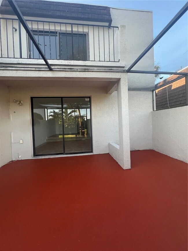 9120 Taft St in Pembroke Pines, FL - Foto de edificio - Building Photo