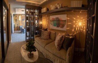 17945 SW 97th Ave in Palmetto Bay, FL - Building Photo - Building Photo