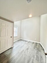 16 Long Ave, Unit 3 in Boston, MA - Building Photo - Building Photo