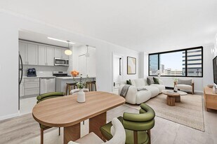 45 River Dr S in Jersey City, NJ - Building Photo