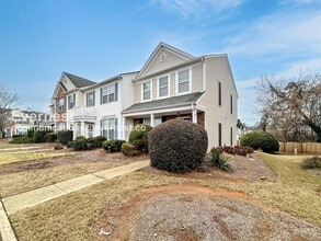2521 Heyoak Ct in Marietta, GA - Foto de edificio - Building Photo