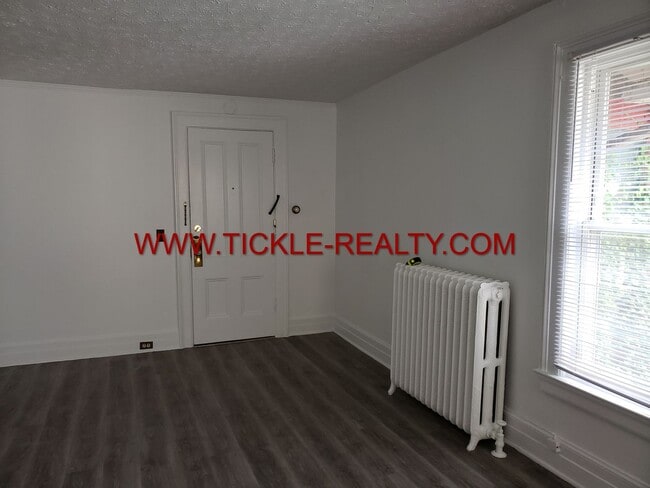174 N Goodman St in Rochester, NY - Building Photo - Building Photo