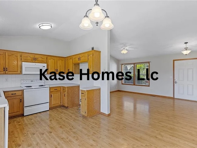 439 W Meadowlark St in Gardner, KS - Building Photo - Building Photo
