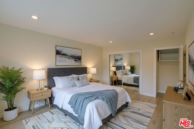 property at 1277 W 23rd St