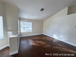 6052 Annmillie Ave in Las Vegas, NV - Building Photo - Building Photo