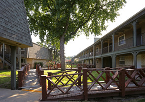 Villas at Midtown Apartments