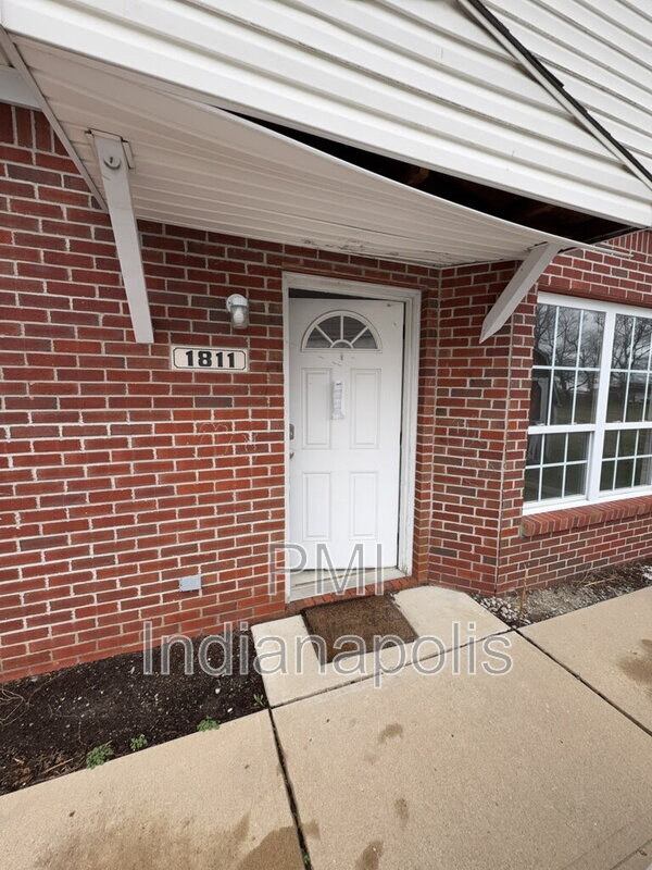 property at 1811 Winfield Park Dr