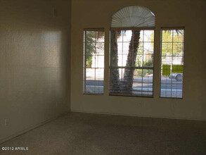 1835 W Leah Ln in Gilbert, AZ - Building Photo - Building Photo