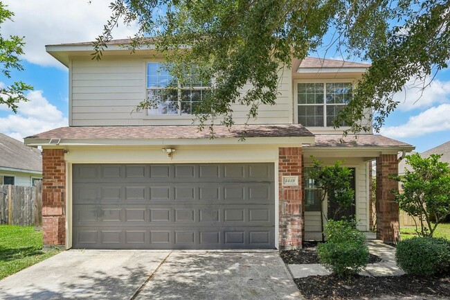 property at 4419 Crossvine Ave