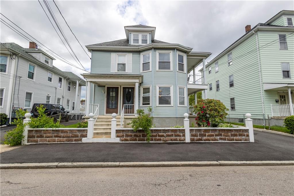 143 Coyle Ave in Pawtucket, RI - Building Photo
