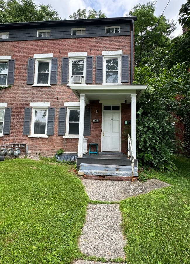 property at 95 Delafield St