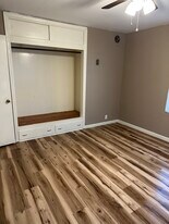 516 N 5th Ave in Stroud, OK - Building Photo