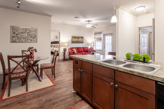 Jamestown Place Apartment Homes in Bossier City, LA - Foto de edificio - Interior Photo