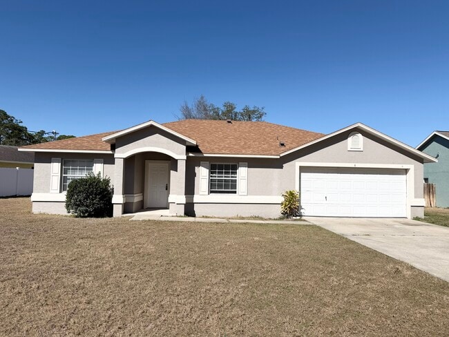 property at 6 Folson Ln