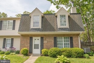 4556A Ryan Pl in Waldorf, MD - Building Photo