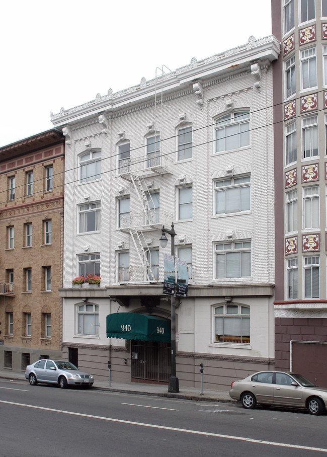 Crosby Apartments in San Francisco, CA - Building Photo - Building Photo