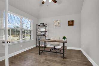 347 Saltmeadow Ln in Red Oak, TX - Building Photo - Building Photo