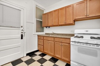 808 W Arlington Ave in La Grange, IL - Foto de edificio - Building Photo